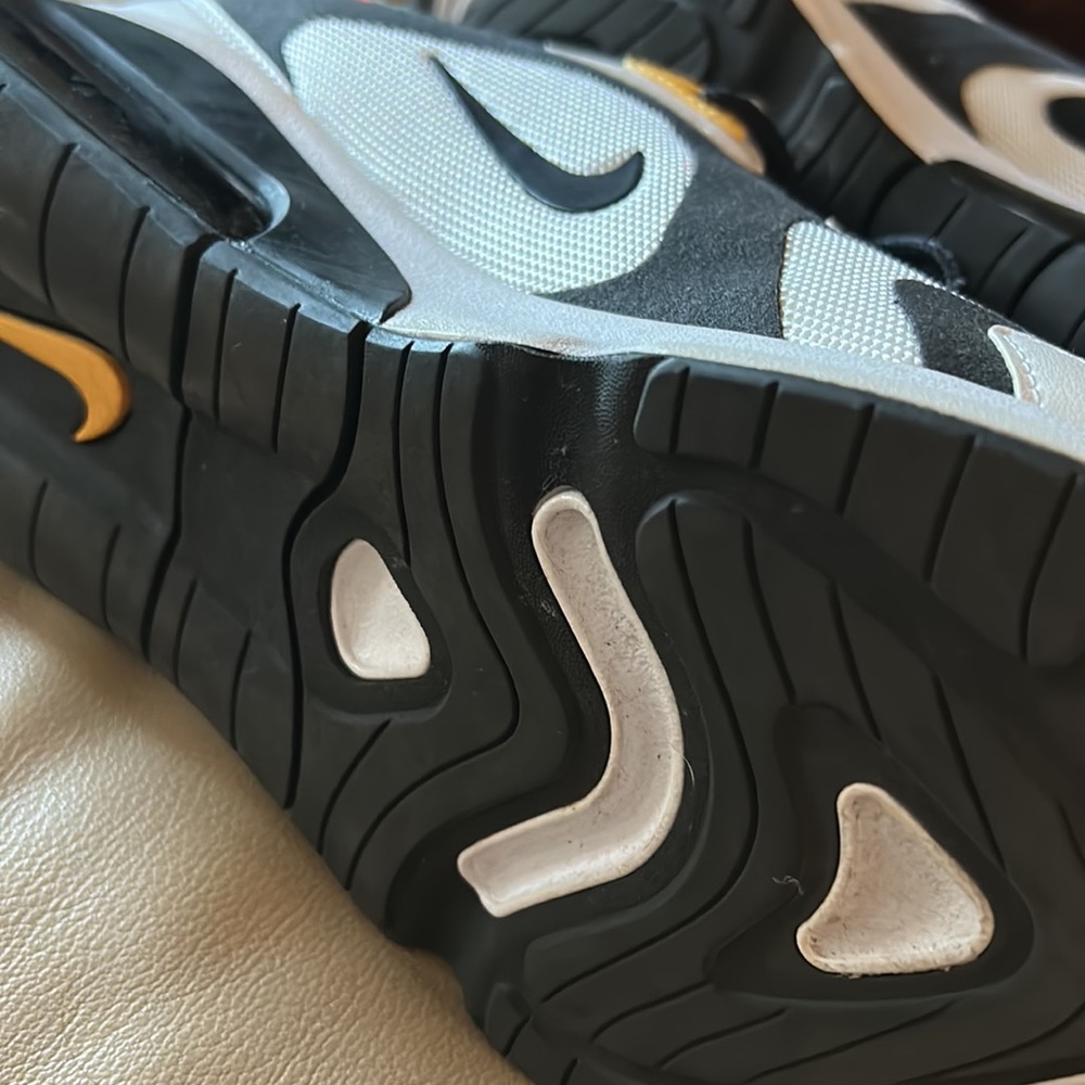 Nike sneakers - Picture 4 of 16